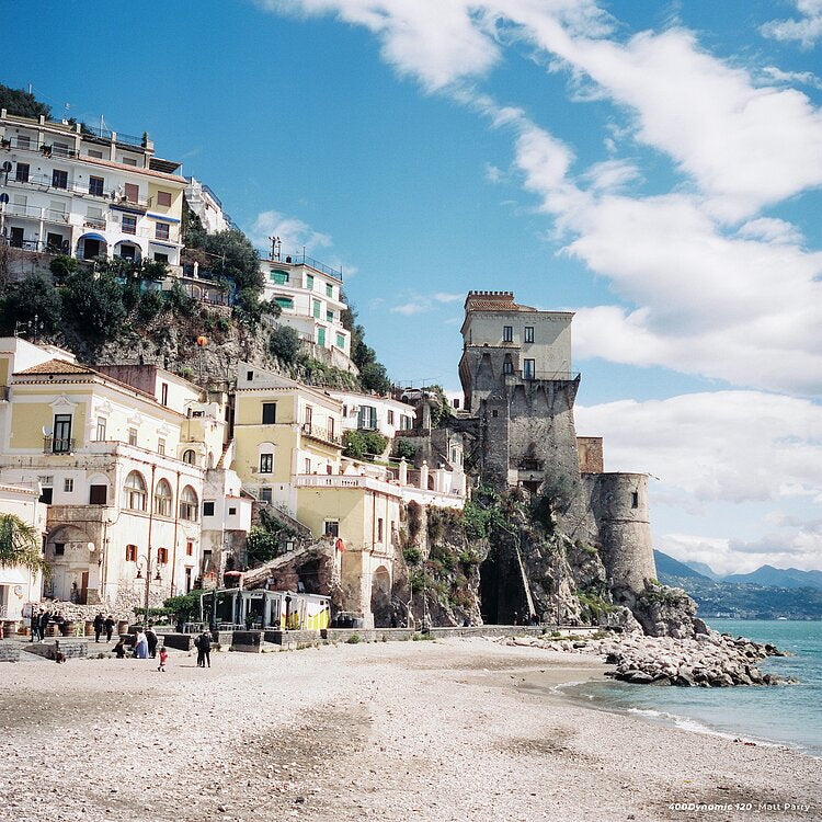 CineStill 400D Daylight Versatile 120