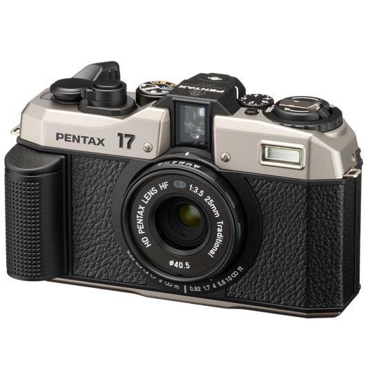 Pentax 17 inkl. 3 stk filmer (verdi 597,-)