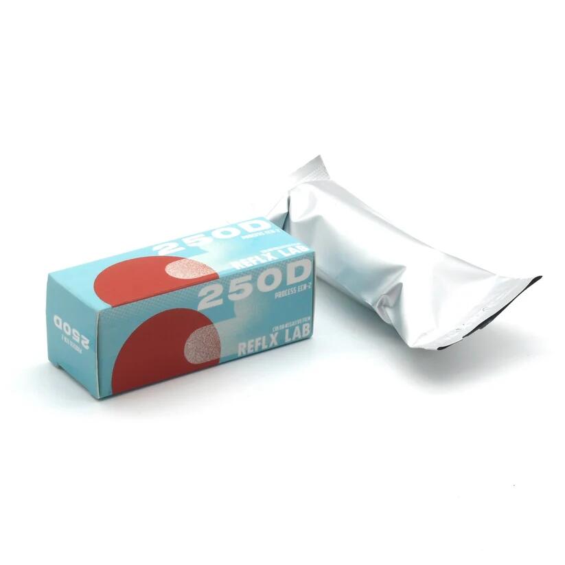 Reflx Lab 250D Color Negative Film 120