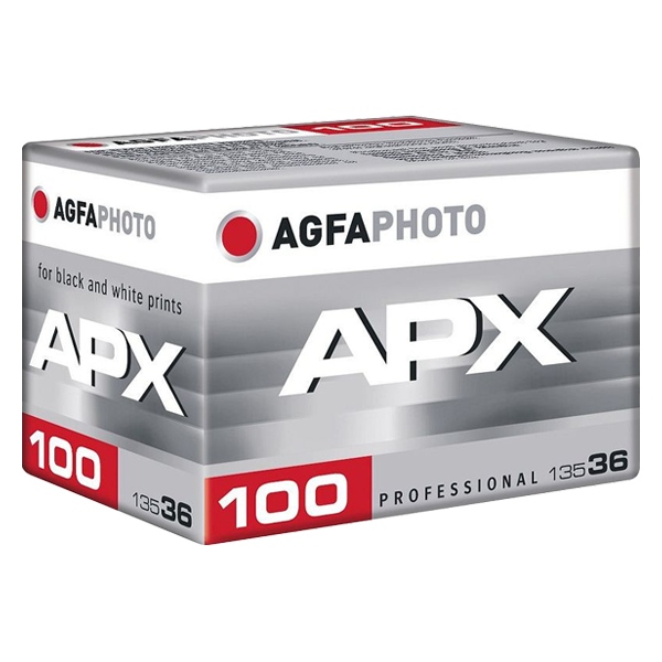 AgfaPhoto APX 100 135 svart/hvitt-film med 36 bilder for 35mm kamera.