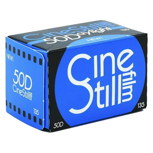 CineStill 50D Daylight Fine Grain 135 svart/hvitt-film med  bilder for 35mm kamera.