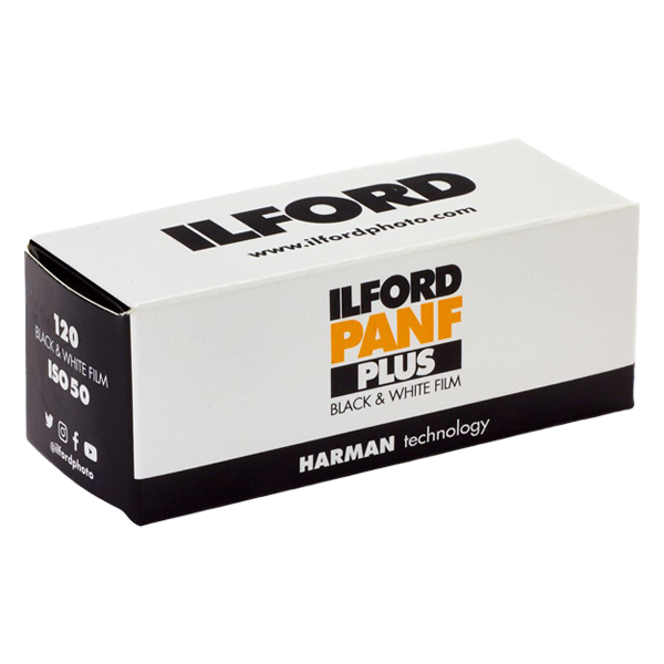 ILFORD PAN F PLUS 120  svart/hvitt-film med 10 bilder for 120 kamera.